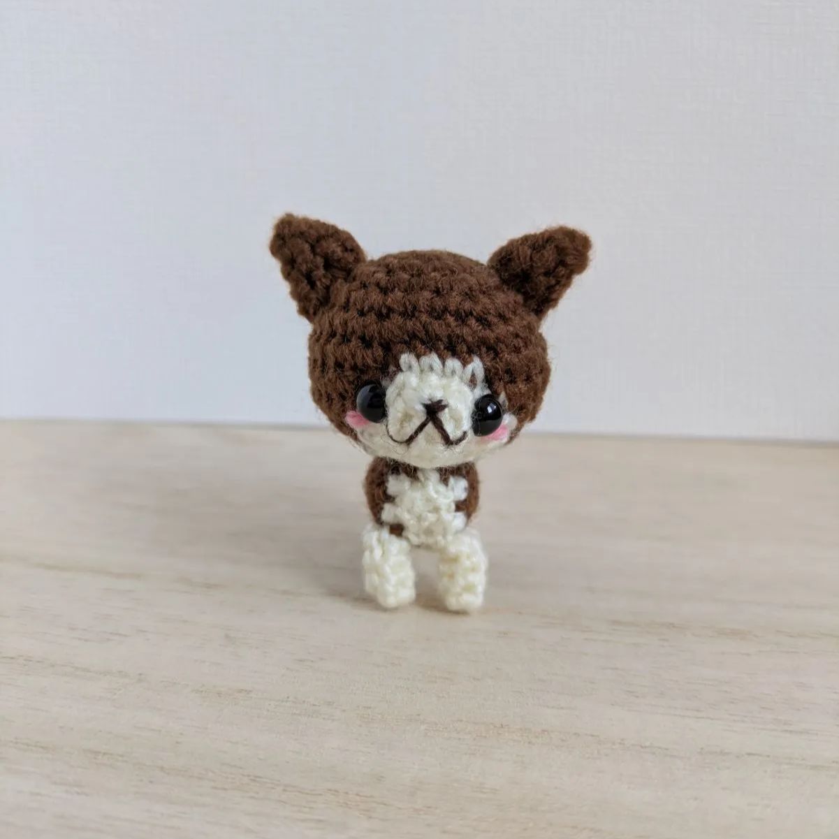 あみぐるみ　いぬ　犬　チワワ　ぴ茶×白口　キーホルダー　ハンドメイド　リク あみぐるみ いぬ 犬 チワワ ぴ茶×白口 3 キーホルダー ハンドメイド