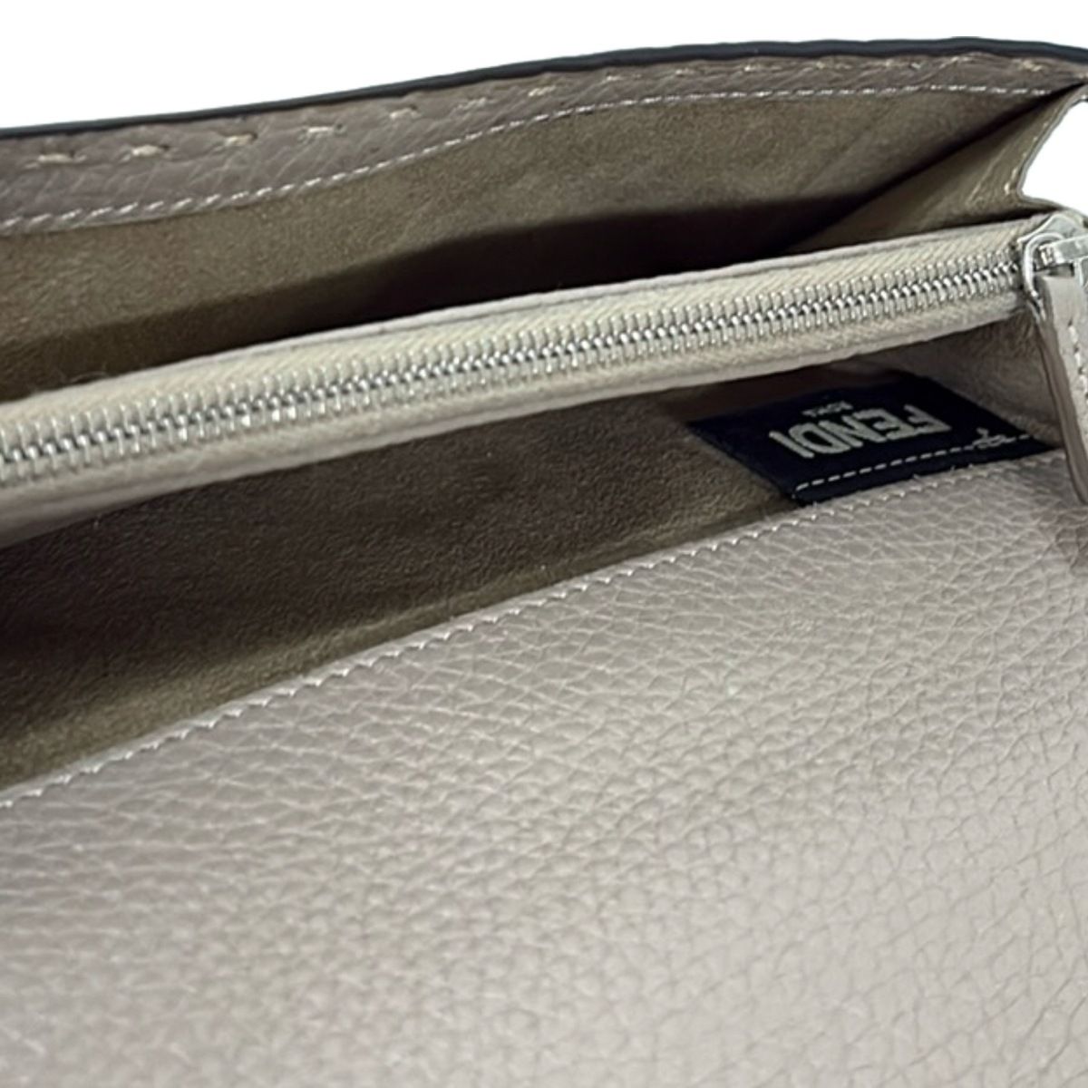 FENDI(フェンディ) 長財布 セレリア,ピーカブー 8M0308 グレーベージュ