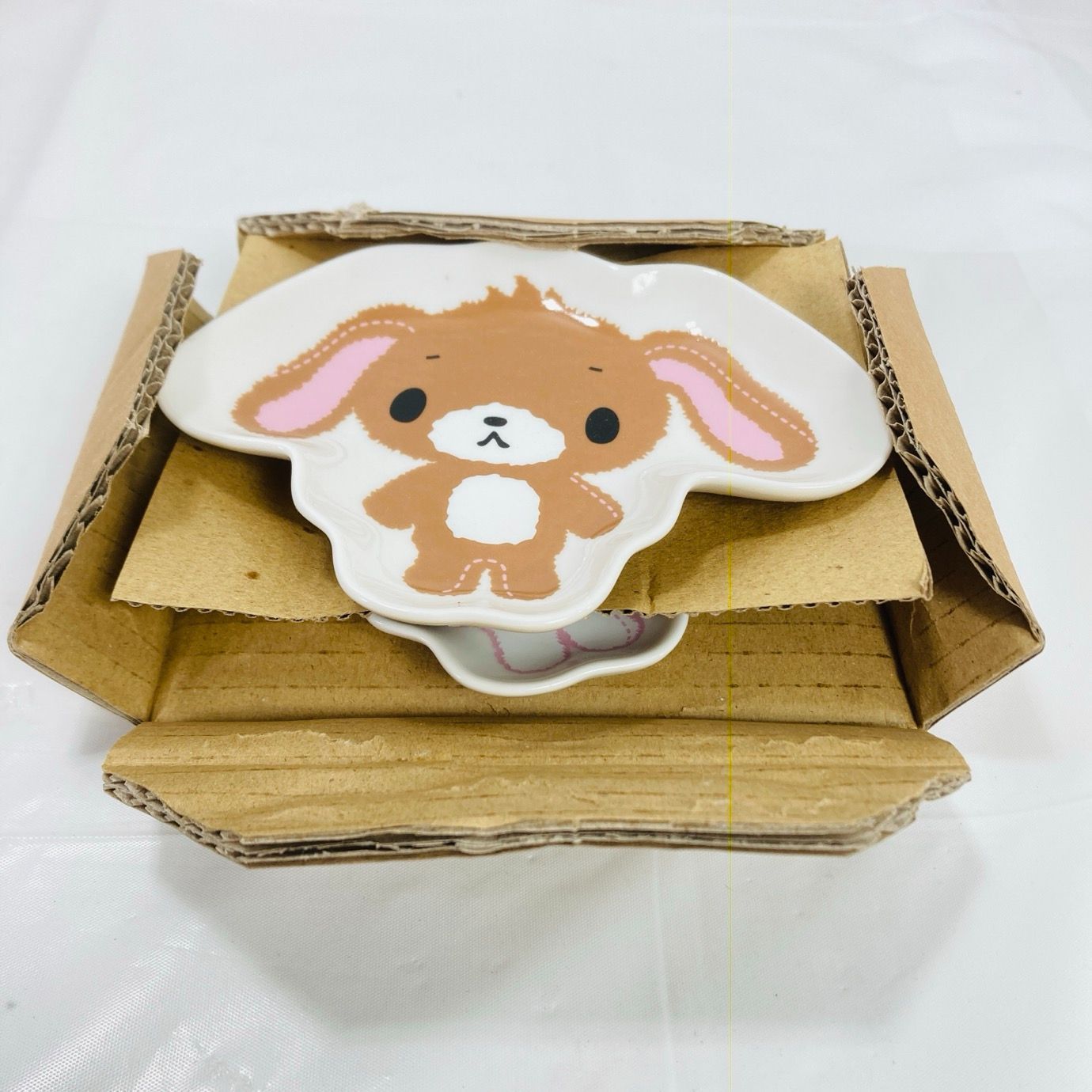シュガーバニーズ ペアダイカット皿 くろうさ しろうさ サンリオ 食器