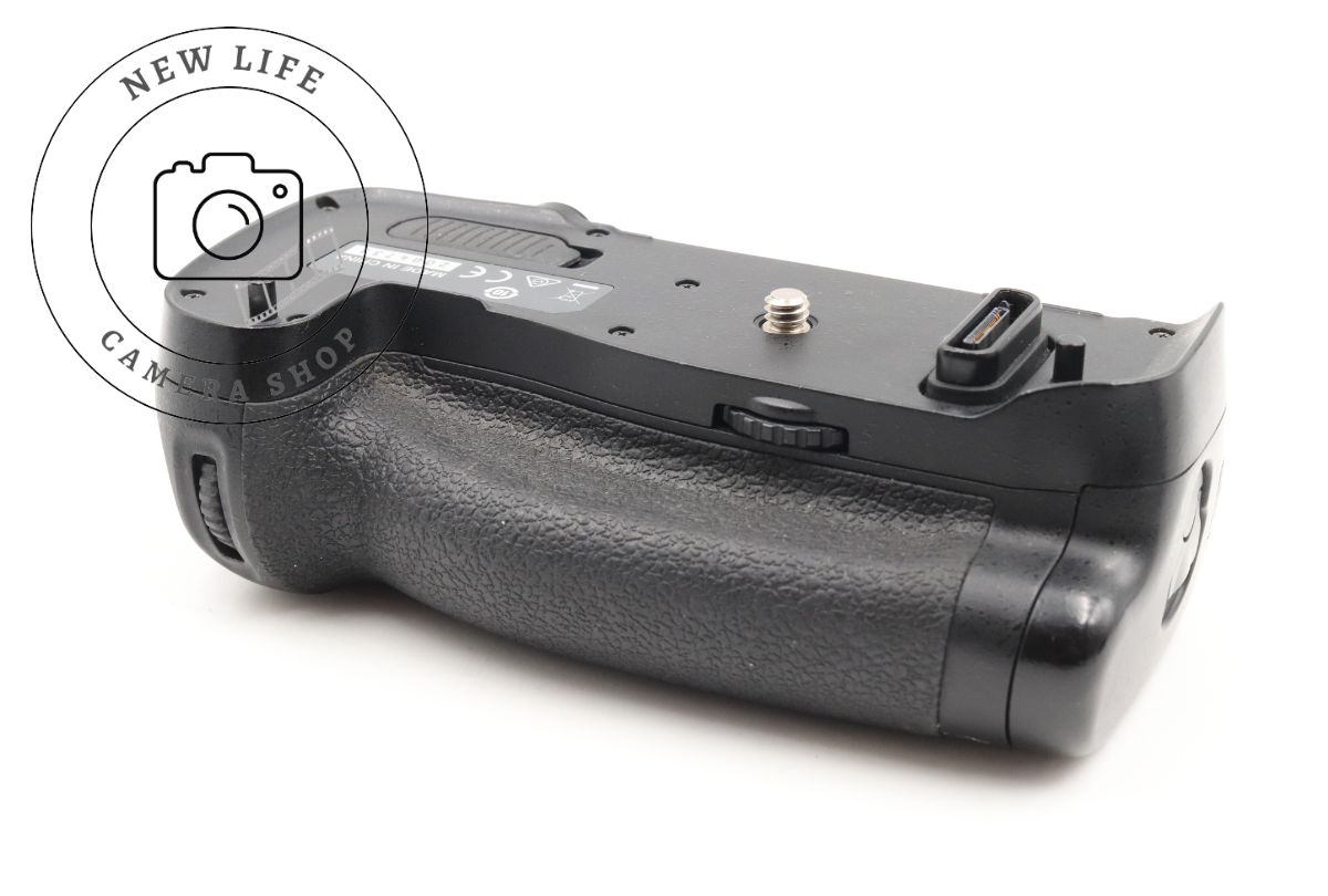 良上品☆ニコン NIKON MB-D17 マルチパワーバッテリーパック ##15446