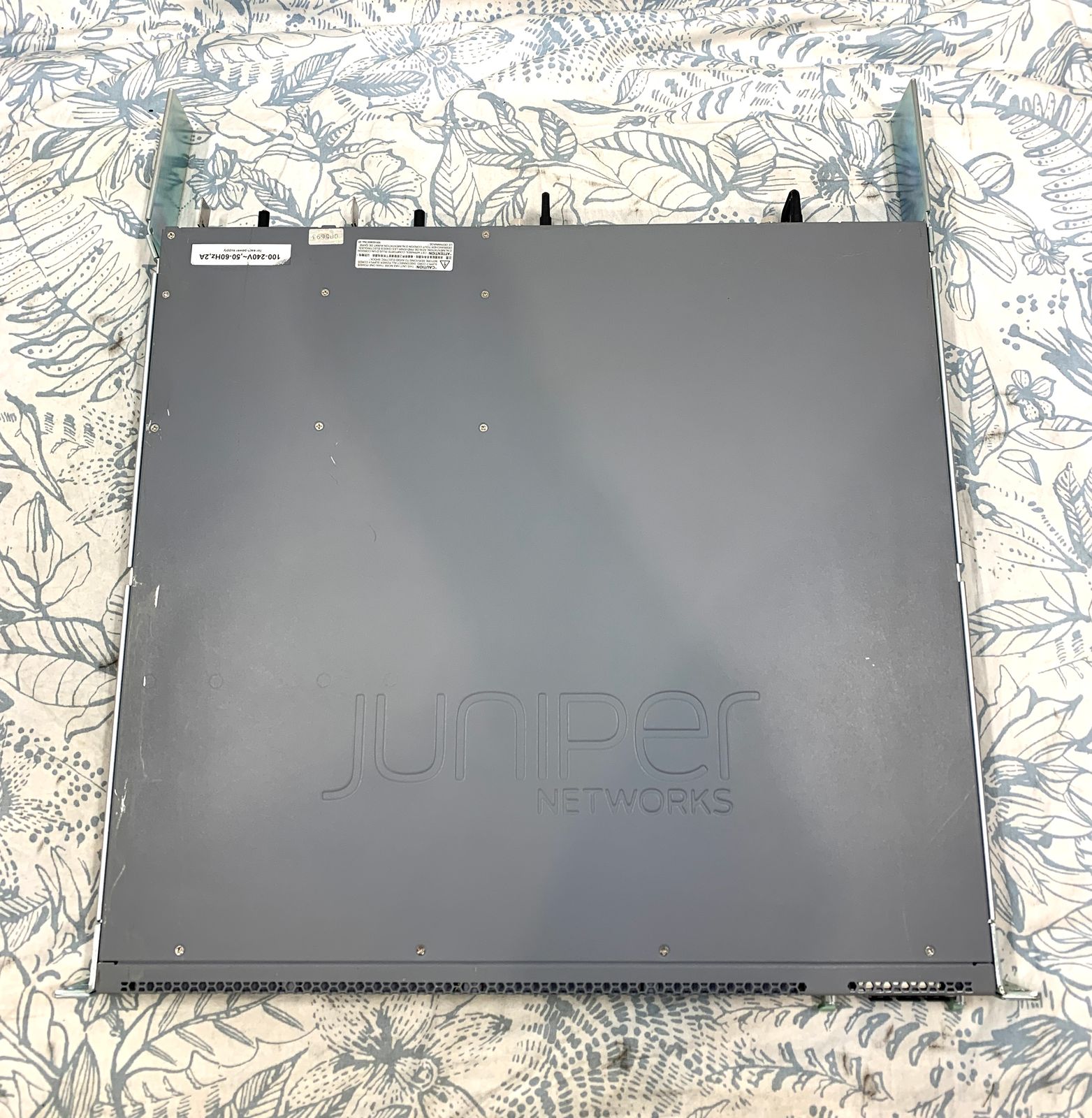 juniper Networks Ethernet PoEスイッチ EX 4300-48 T-AFI グレー 並行輸入品