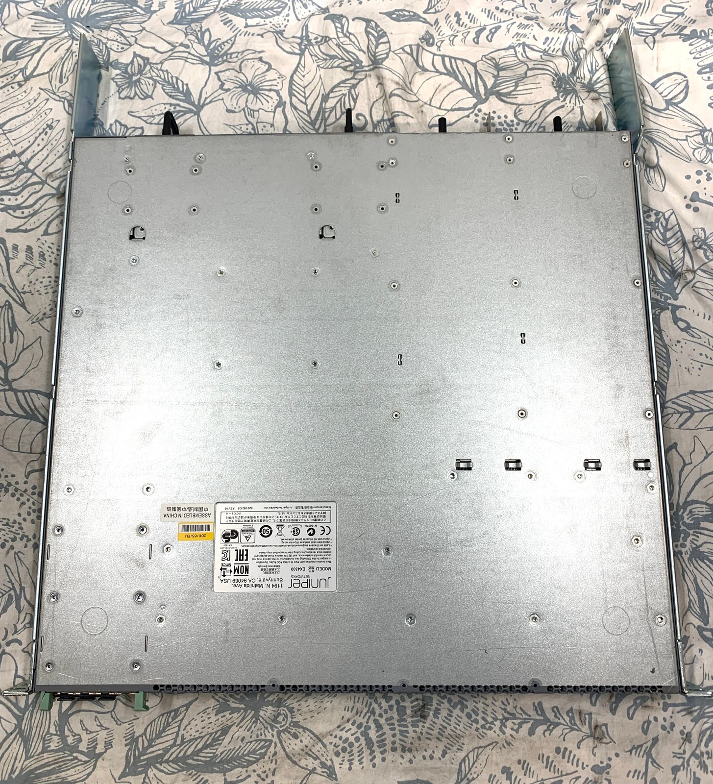 juniper Networks Ethernet PoEスイッチ EX 4300-48 T-AFI グレー 並行輸入品