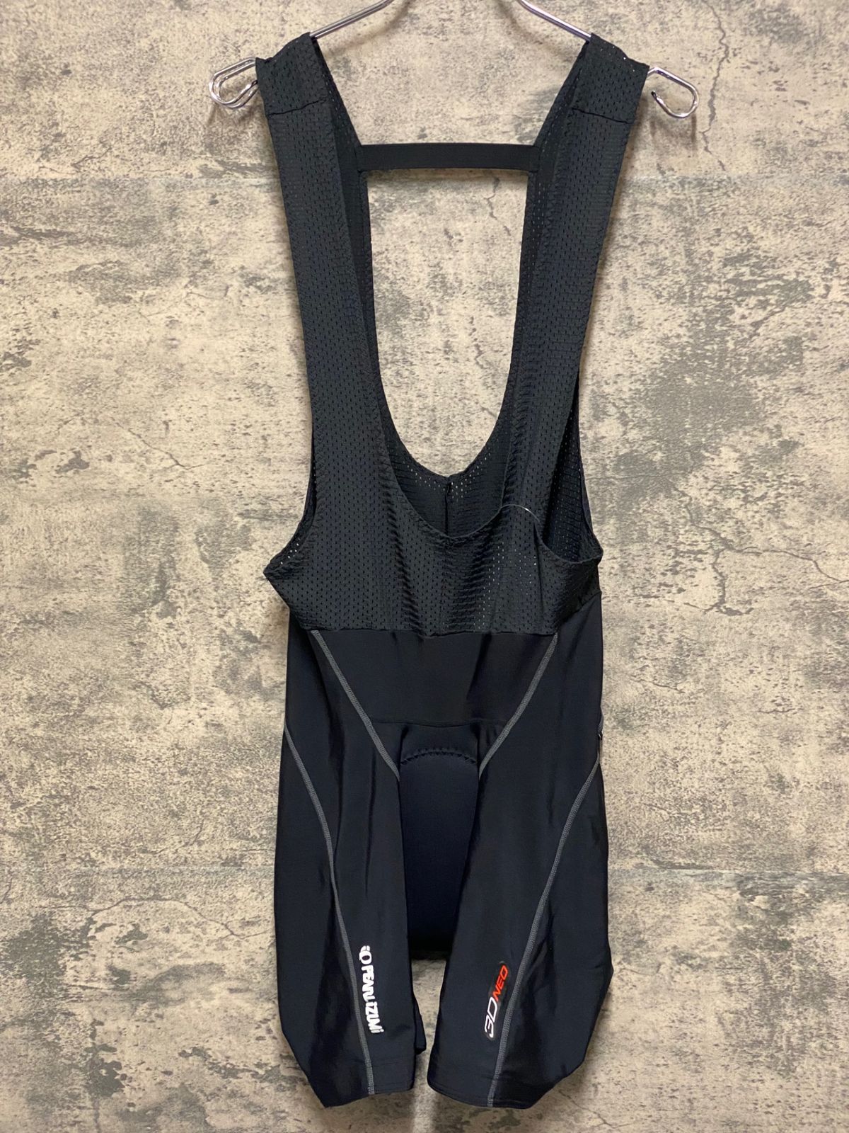 パールイズミビブショーツ3dneoプラスMサイズ JQ385 パールイズミ PEARL iZUMi 3DNEO ビブショーツ 黒 3L - メルカリ