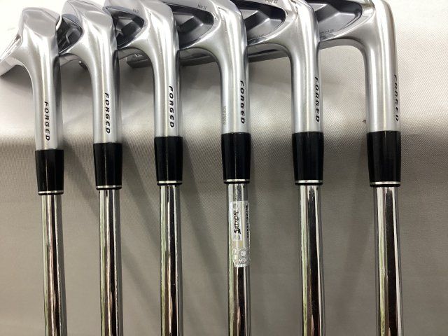 中古】アイアンセット ダンロップ 【大人気モデル】スリクソンZX7 Mk