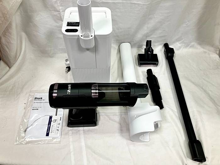 シャーク CLEAN SENSEIQ コードレススティッククリーナー IW 3145 J 22689 0 3