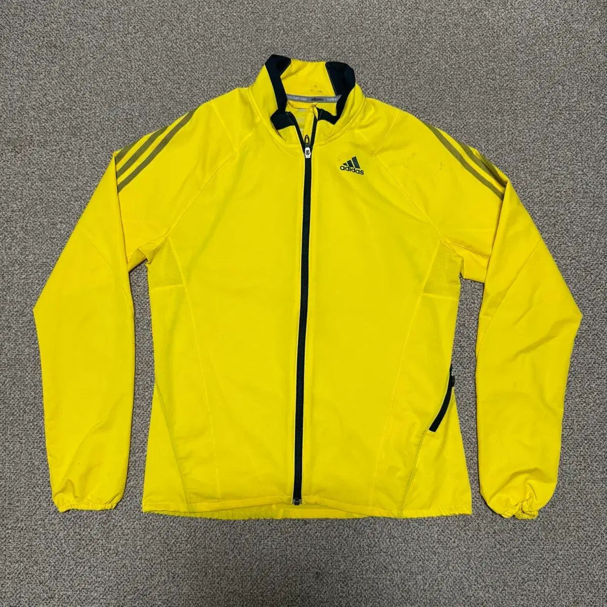 105 adidas アディダス アディゼロ ウィンドブレーカー ジャケット