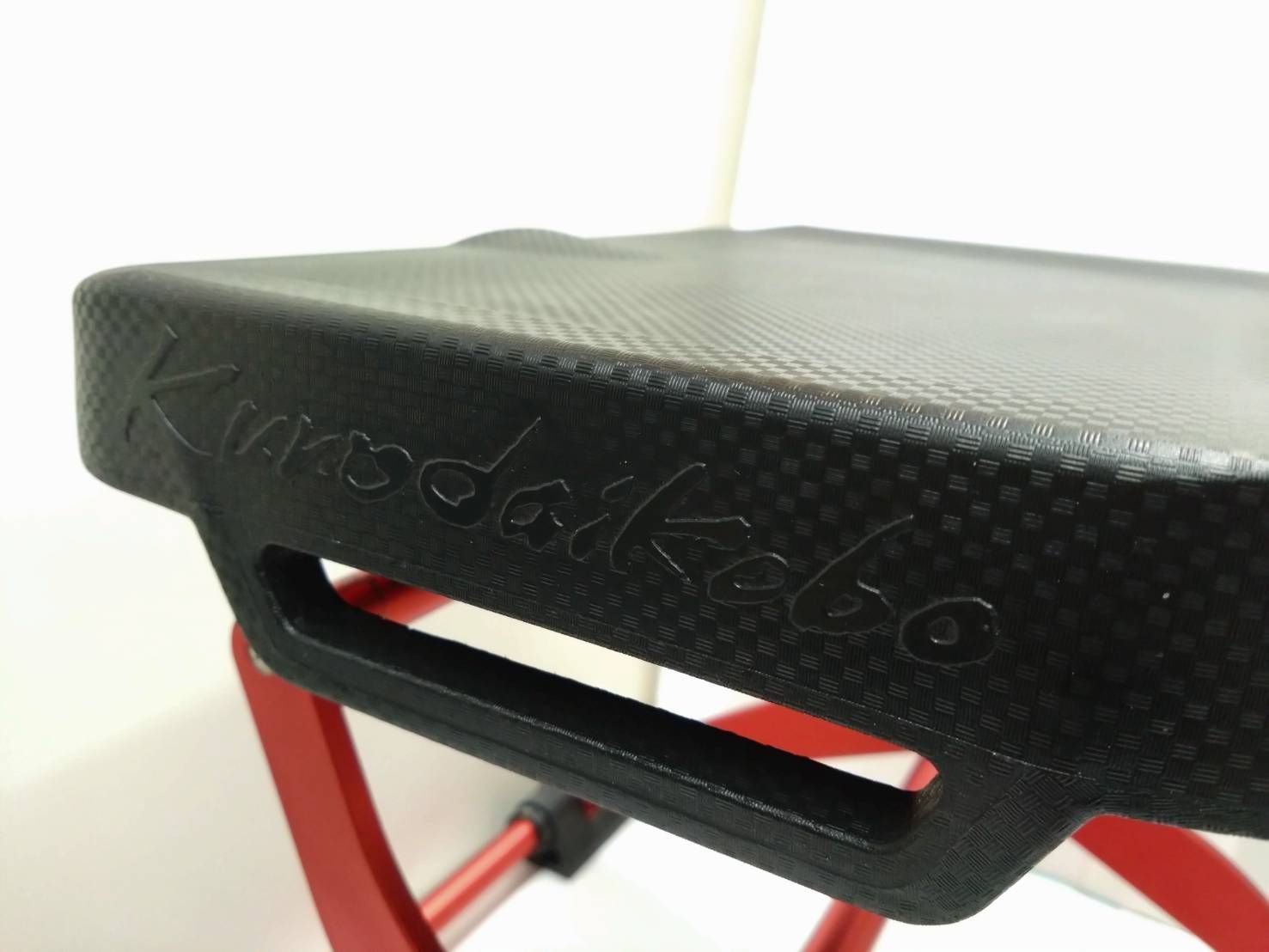  黒鯛工房 カセ筏師 THEアスリート イカダチェアー TYPE Ⅰレッド イカダ チヌ 防水 バック付き 03 その他 フィッシングツール