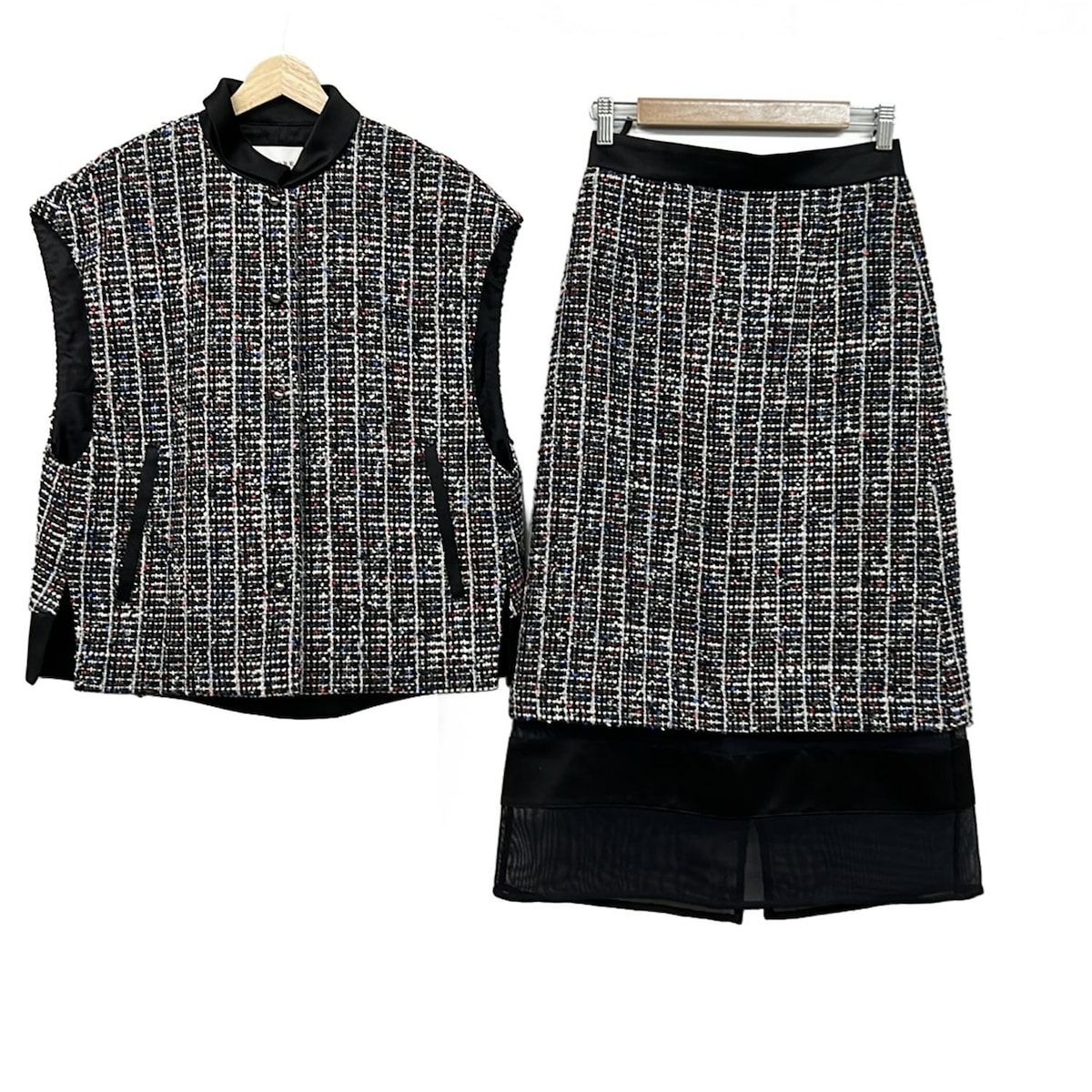 ADORE アドーア スカートセットアップ レディース - 黒×白×マルチ ツイード 20周年記念