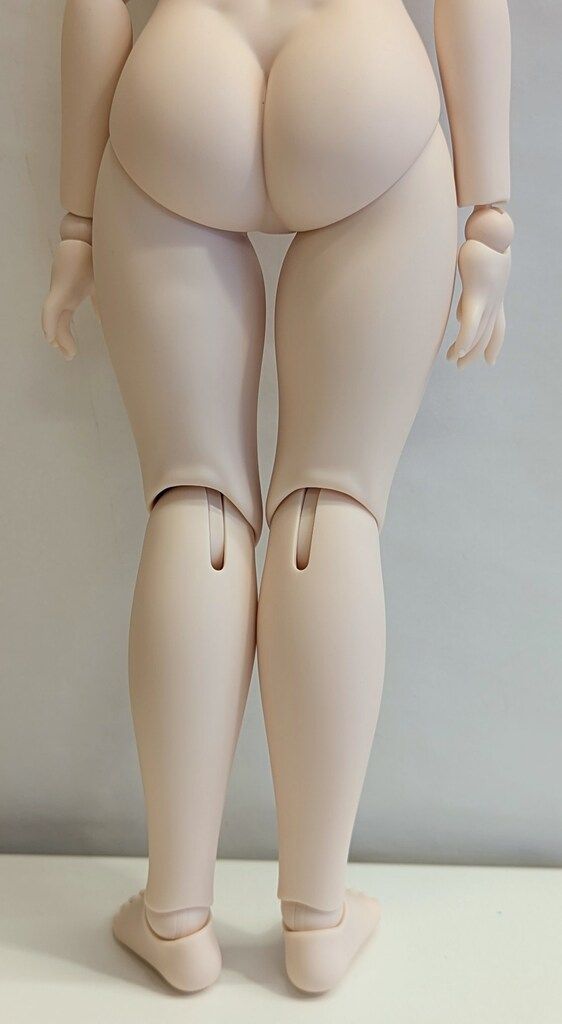 ボークス MDDもちあしベースボディ2.0 DD-f 3 L胸 セミホワイト カスタマイズドール 人形本体 