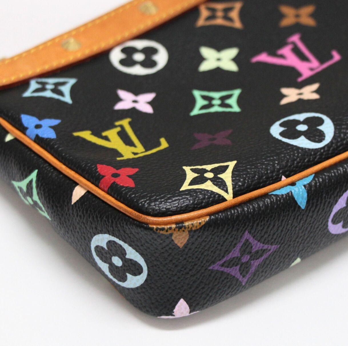 ルイヴィトン　アクセソワール　アクセサリーポーチ　マルチカラー黒 ルイヴィトン Louis Vuitton ポシェットアクセソワール アクセサリー