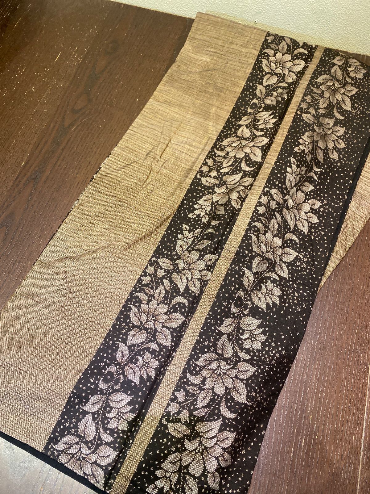 まとめ売り】正絹大島紬7枚 リメイク素材 ハンドメイド向け - メルカリ