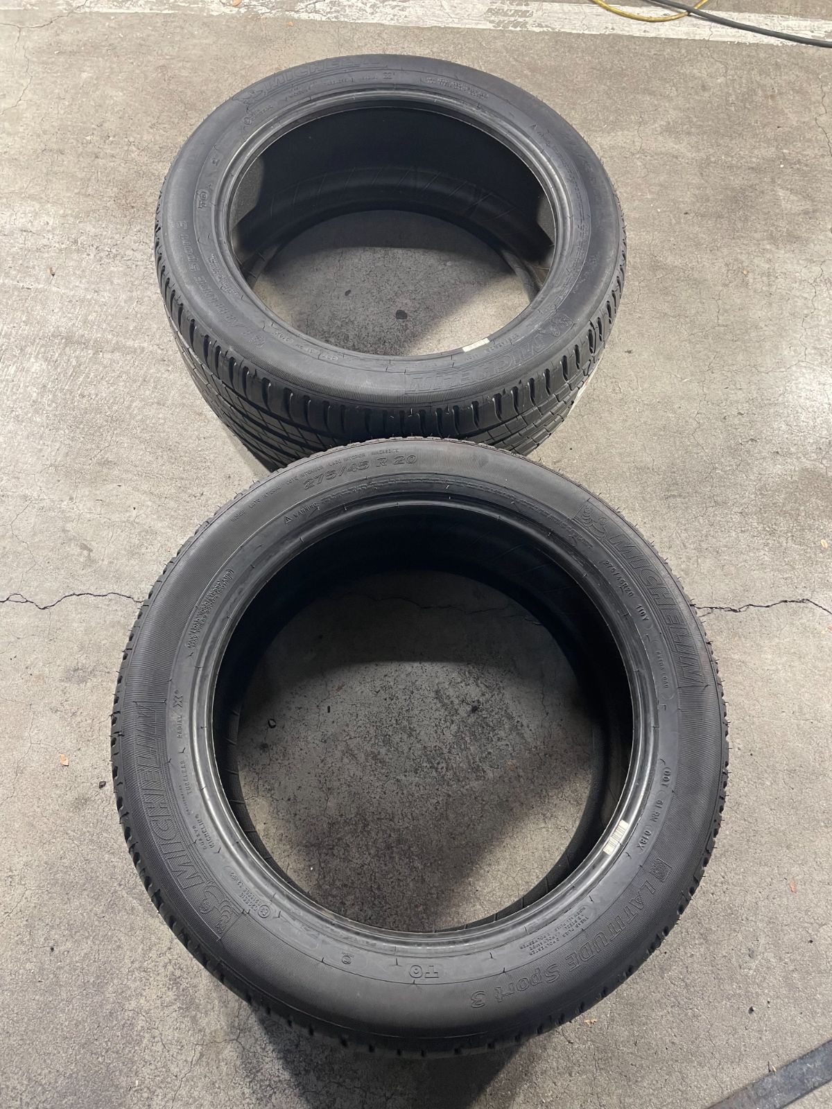 275 45Ｒ20
