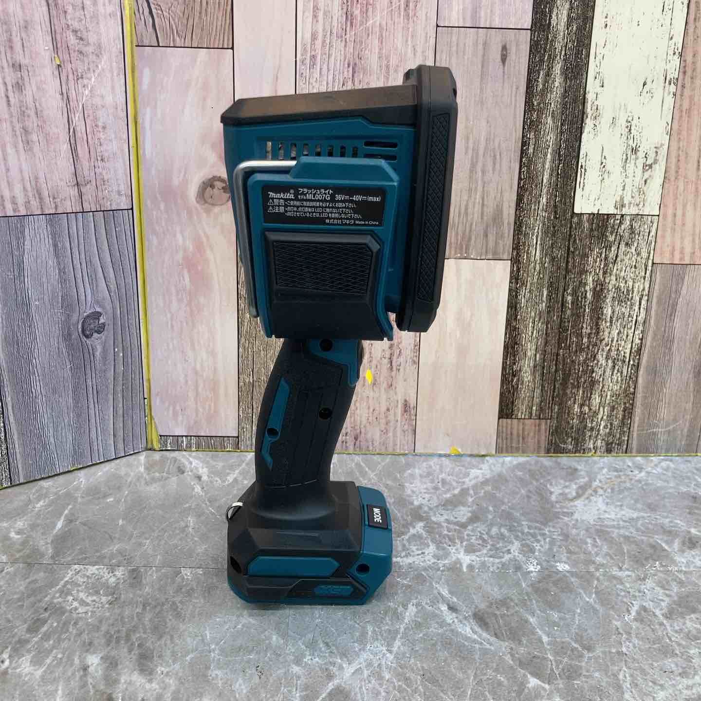 マキタ makita コードレスフラッシュライト ML 007 G