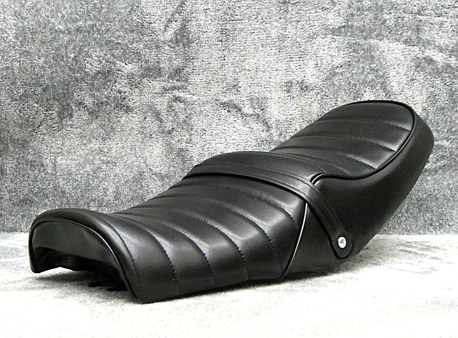 RZ250 黒皮 タックロールシート/黒 ブラックRZ350 BLACK 4L3あんこ抜き