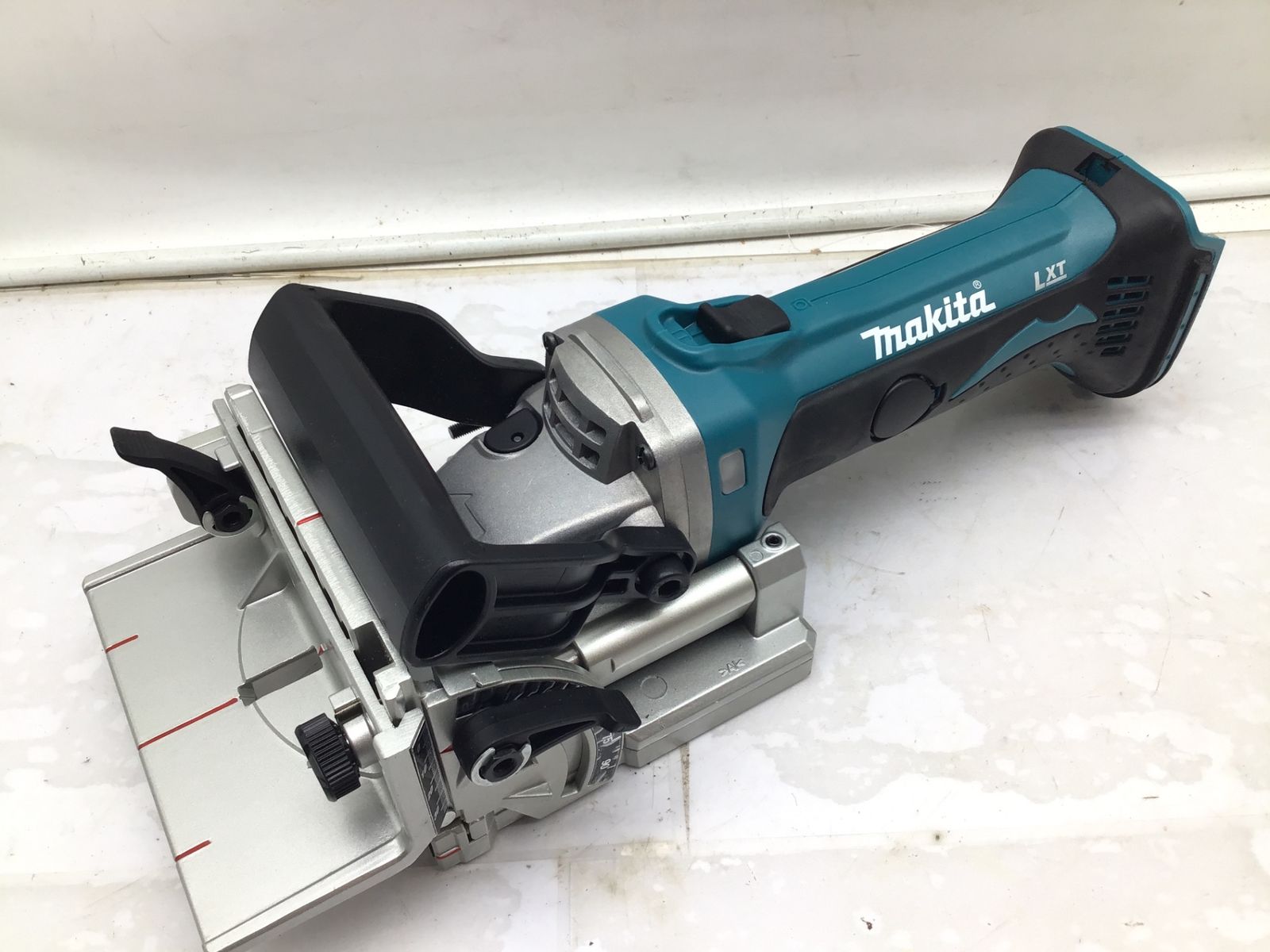 Makita マキタ 14.4 V充電式ジョイントカッタ PJ 140 DZ エコツー M 02