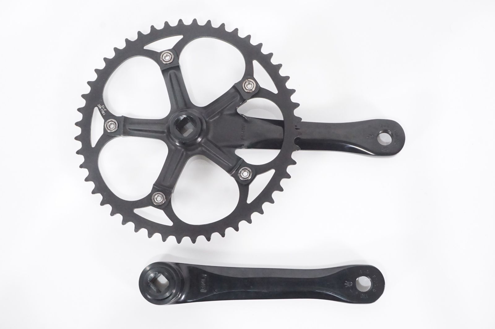 スギノ　クランク SUGINO 「スギノ」 RD4 48T 170mm クランクセット / バイチャリAKIBA店