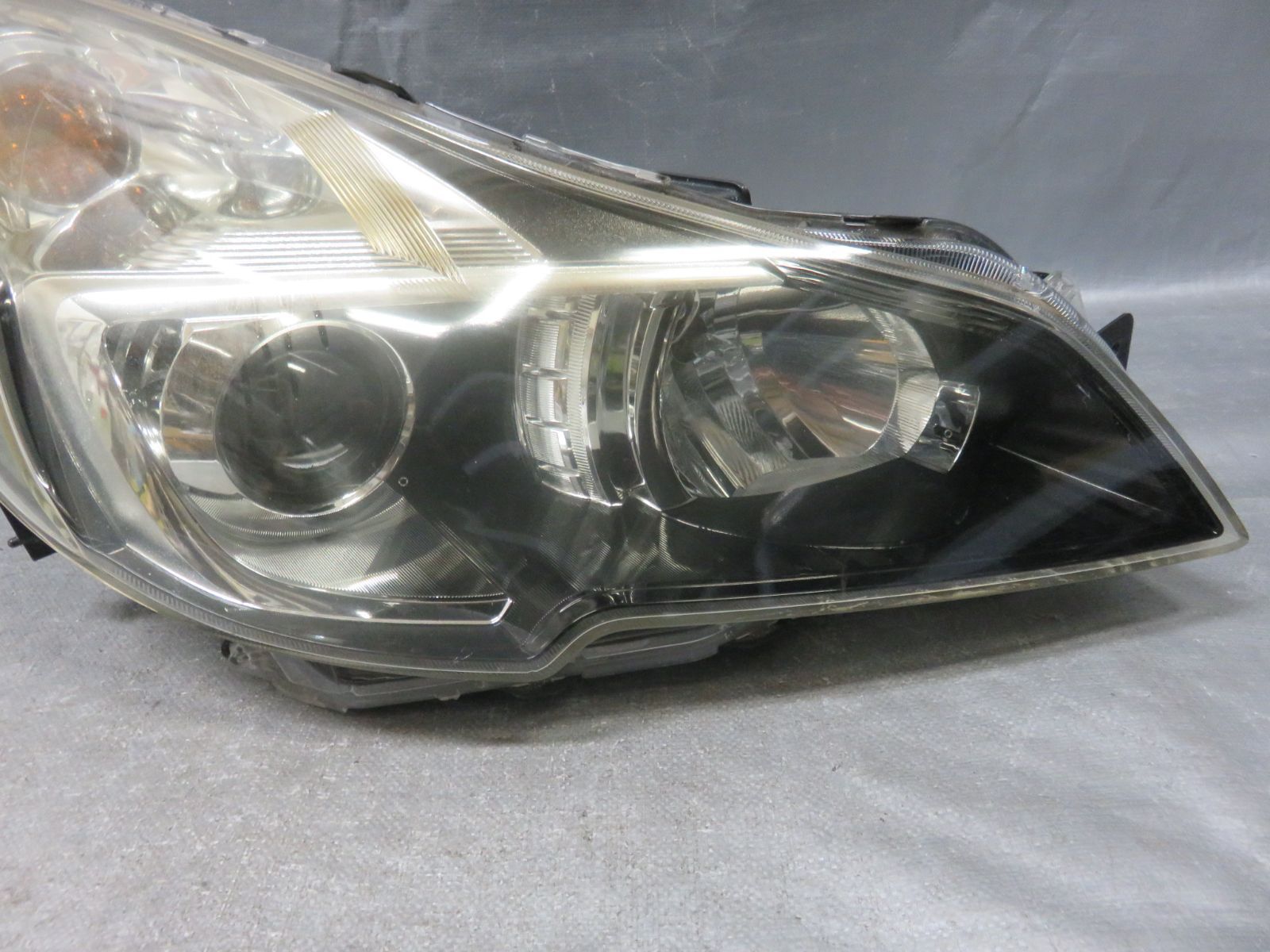 スバル レガシィ 純正 BR9 BM9 後期 HID ヘッドランプ ヘッドライト 