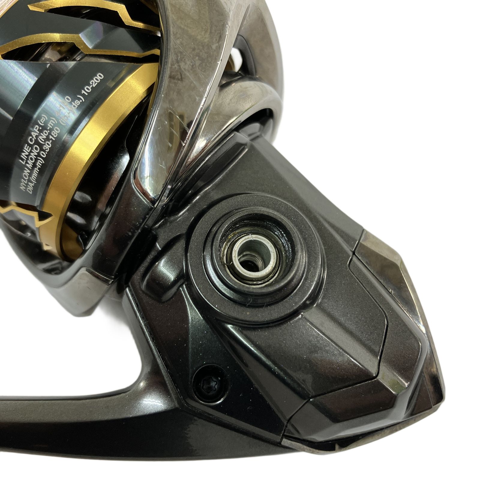 D スピニングリール