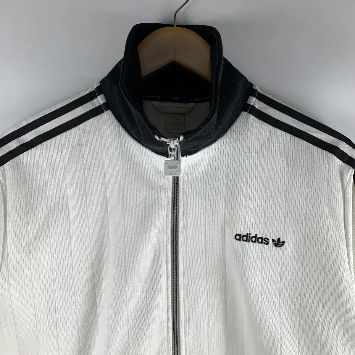 adidas ストライプ ベッケンバウアー トラックジャージ ジャージ 105 251203