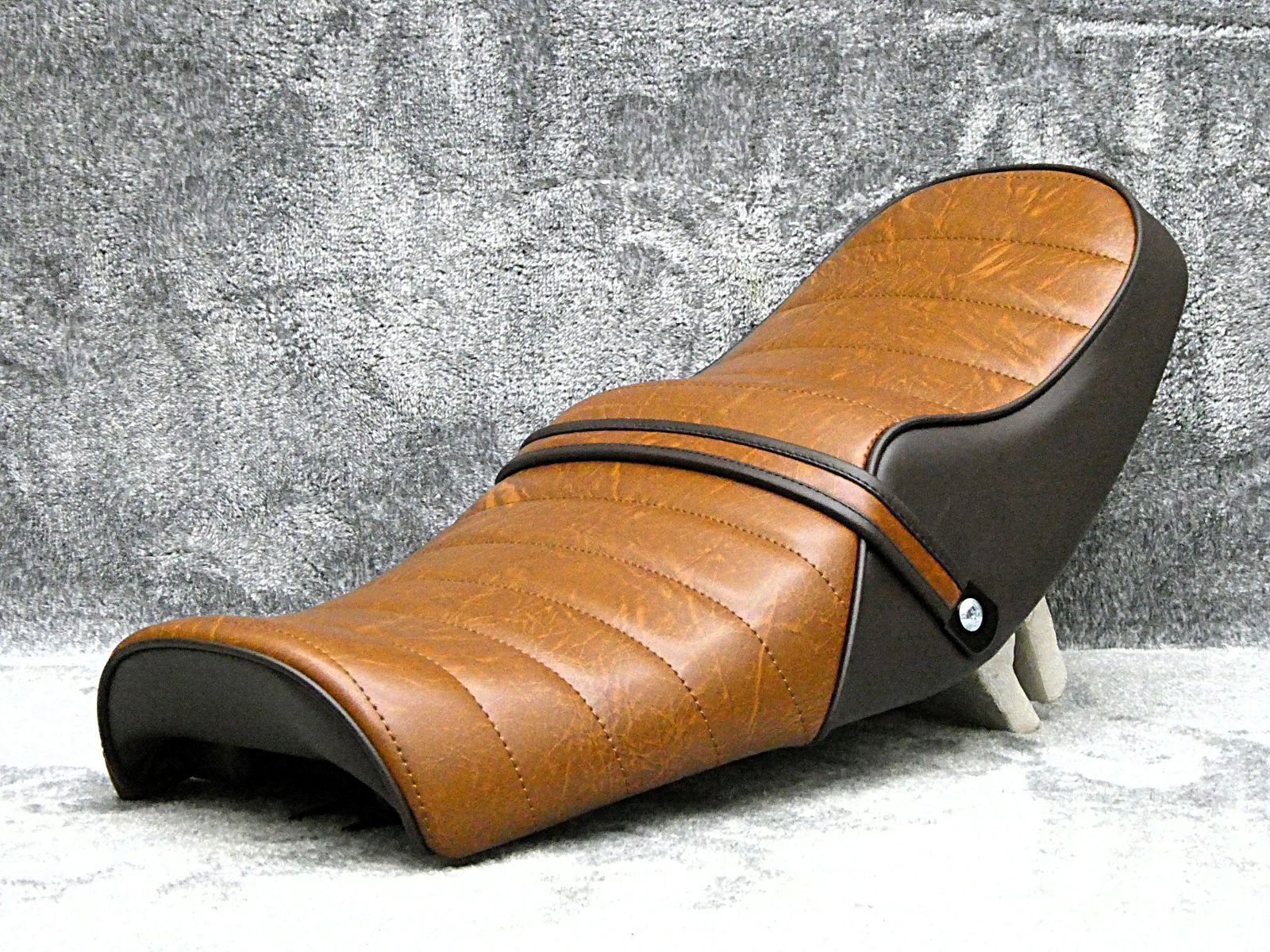 RZ250 茶ツートン タックロールシート/茶 ブラウンRZ350 BROWN 4L3