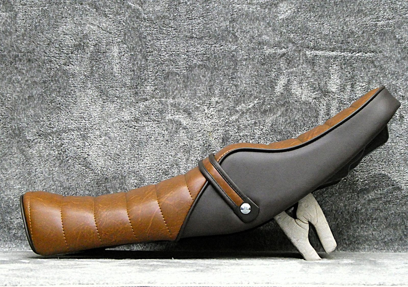 RZ250 茶ツートン タックロールシート/茶 ブラウンRZ350 BROWN 4L3