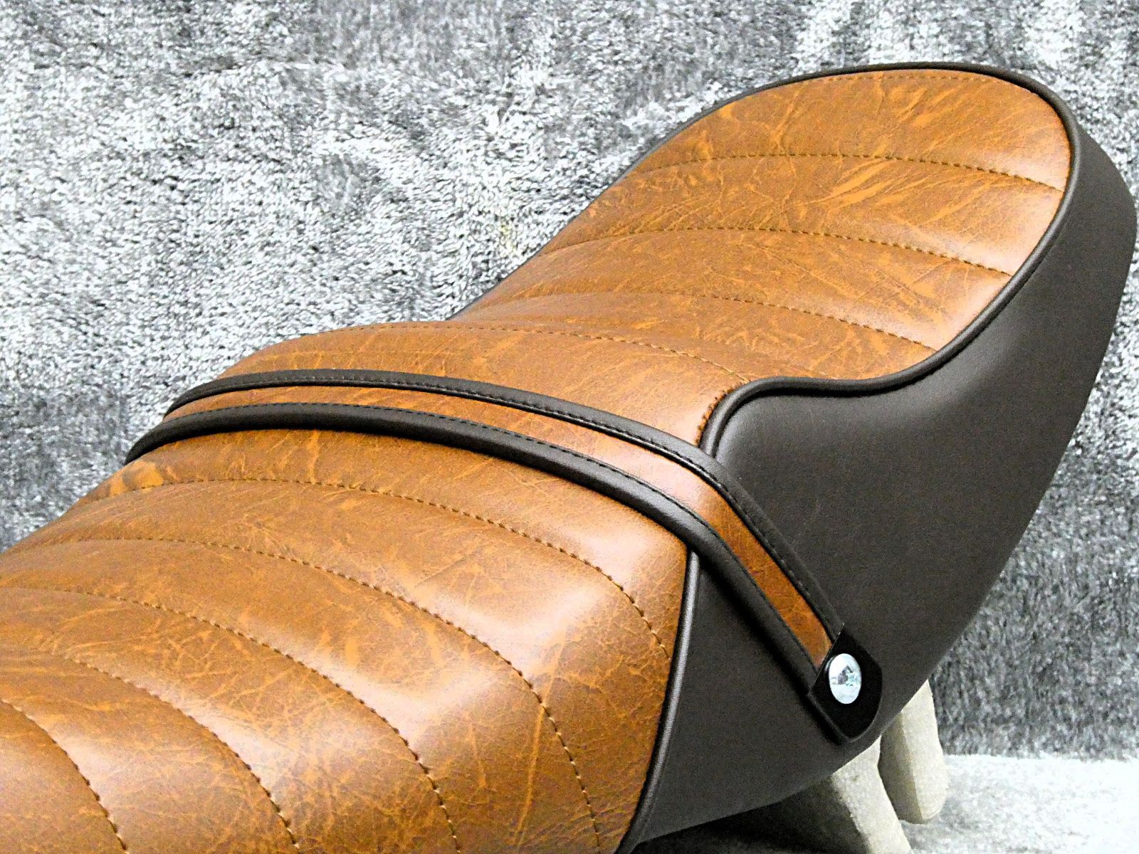 RZ250 茶ツートン タックロールシート/茶 ブラウンRZ350 BROWN 4L3