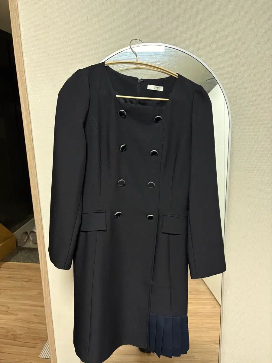 イッミシャ BLACKPINK ジス JISOO ワンピース