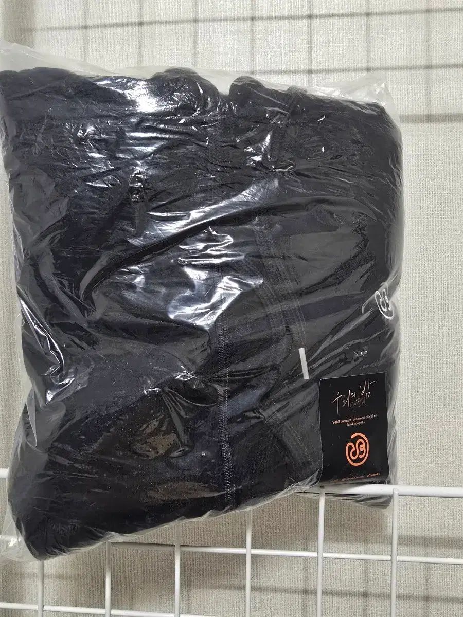 ユダビンバンド ウリの밥 フードジップアップ L 特典トレカ