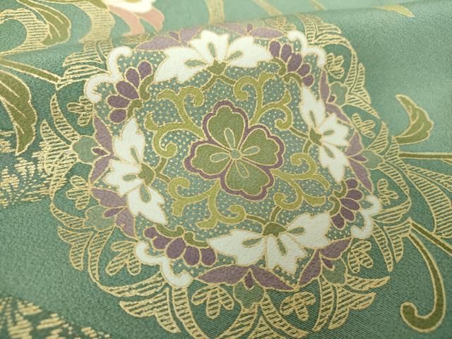 豪華色留袖 駒刺繍