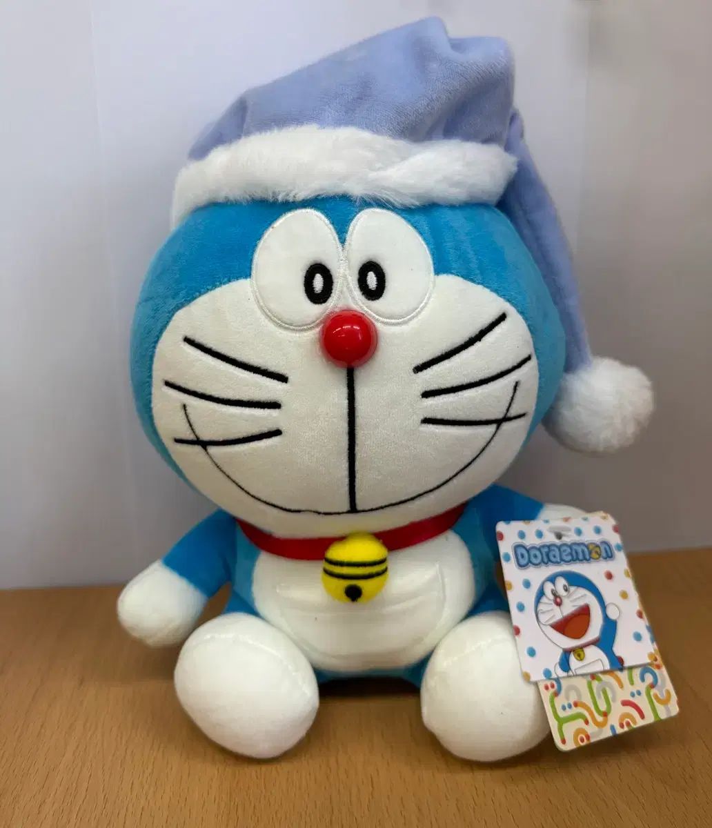 ドラえもん ブルー サンタ 帽子 中型 ぬいぐるみ 25cm - メルカリ