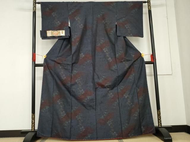 平和屋着物●本場大島紬　乱菊　瀬戸口絹織物謹製　証紙付き　正絹　逸品　未使用　AABD5009cs 平和屋着物○本場大島紬 乱菊 瀬戸口絹織物謹製 証紙付き 正絹 逸品 未