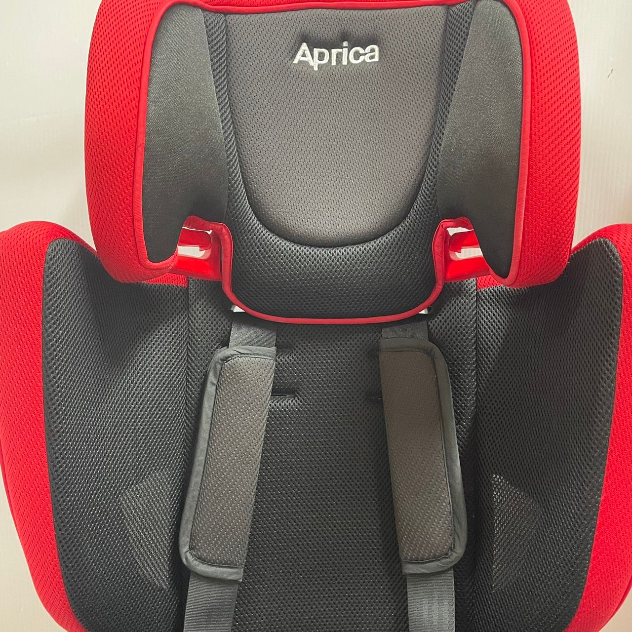 h10208 アップリカ Air Groove エアグルーヴ チャイルドシート