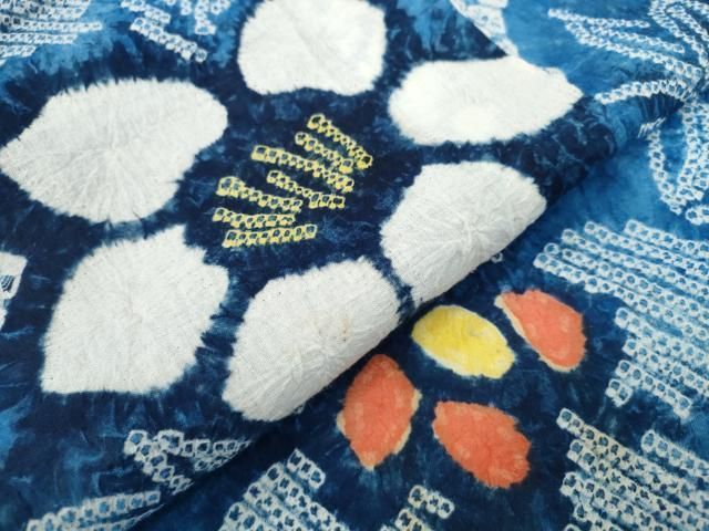 有松鳴海絞り 枝椿