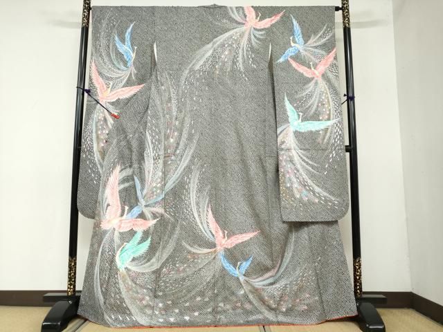 平和屋着物●豪華振袖　総絞り　孔雀文　黒地　金銀彩　正絹　逸品　DAAZ7324ud 平和屋着物○豪華振袖 総絞り 孔雀文 黒地 金銀彩 正絹 逸品