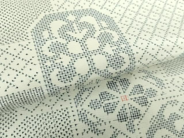 本場大島紬 白大島