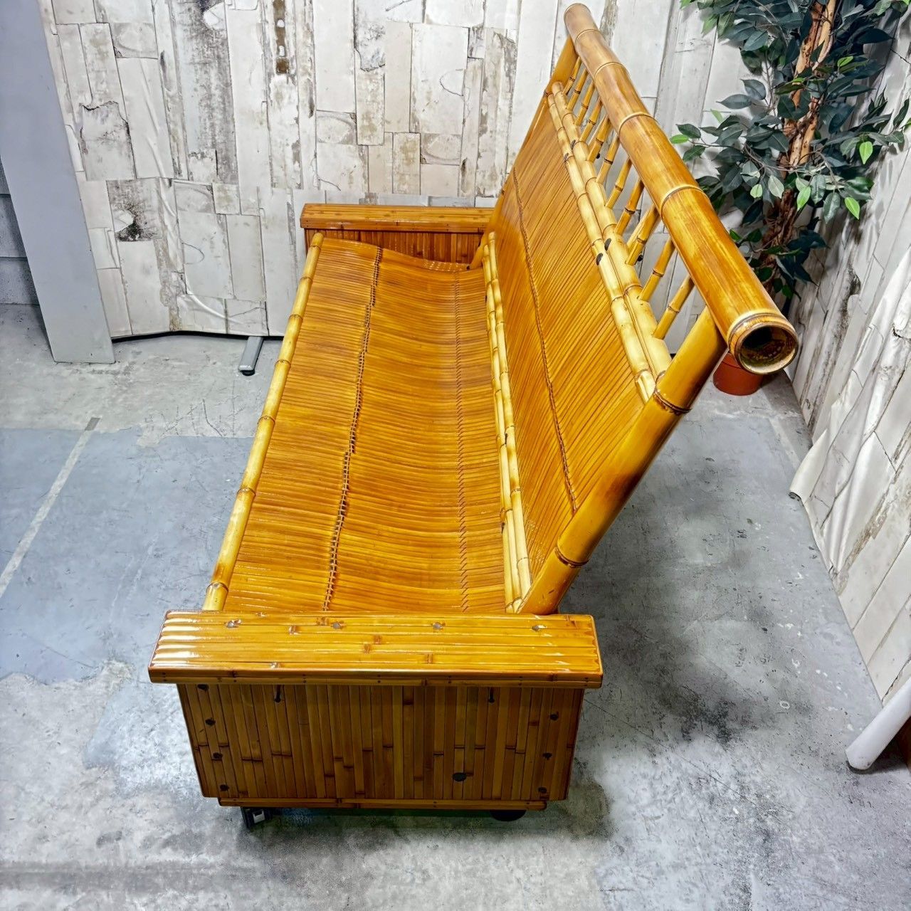 美品】 梅里竹芸 3人掛け ソファ ベンチ 収納付き 国産 健康長椅子 竹