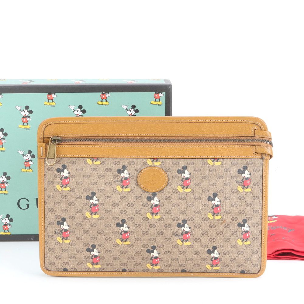 新品同様 グッチ マイクロ GG ディズニー ミッキー コラボ レザー