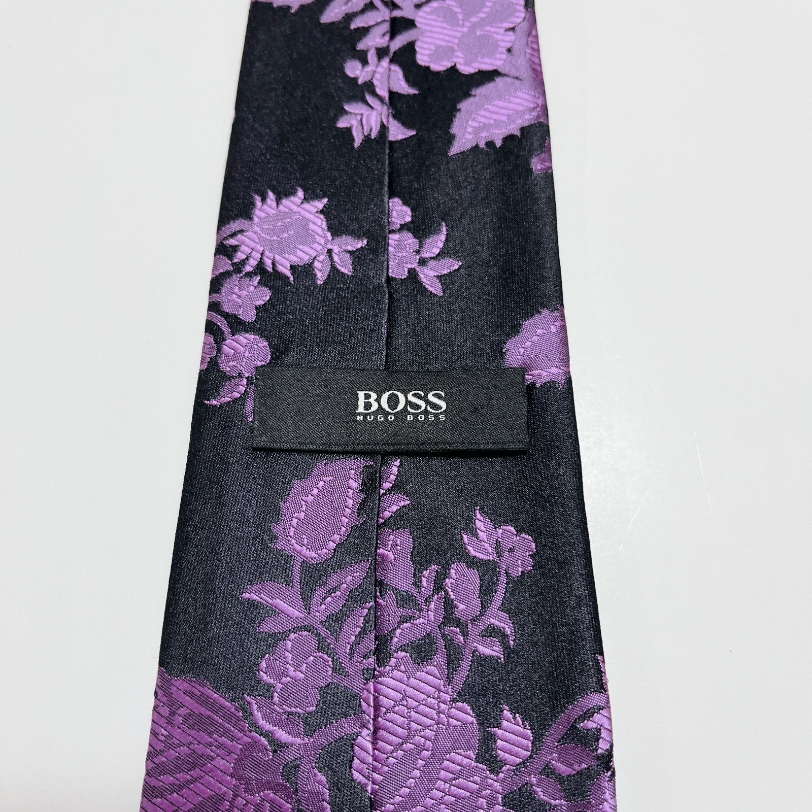 美品 ヒューゴボス ネクタイ ハイブランド 花柄 光沢 ジャガード織り