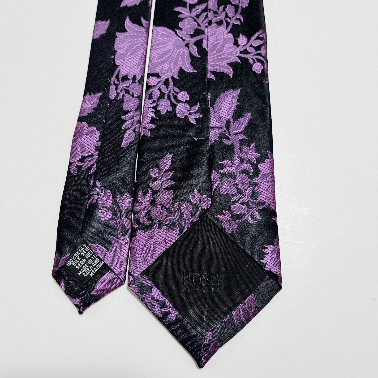美品 ヒューゴボス ネクタイ ハイブランド 花柄 光沢 ジャガード織り