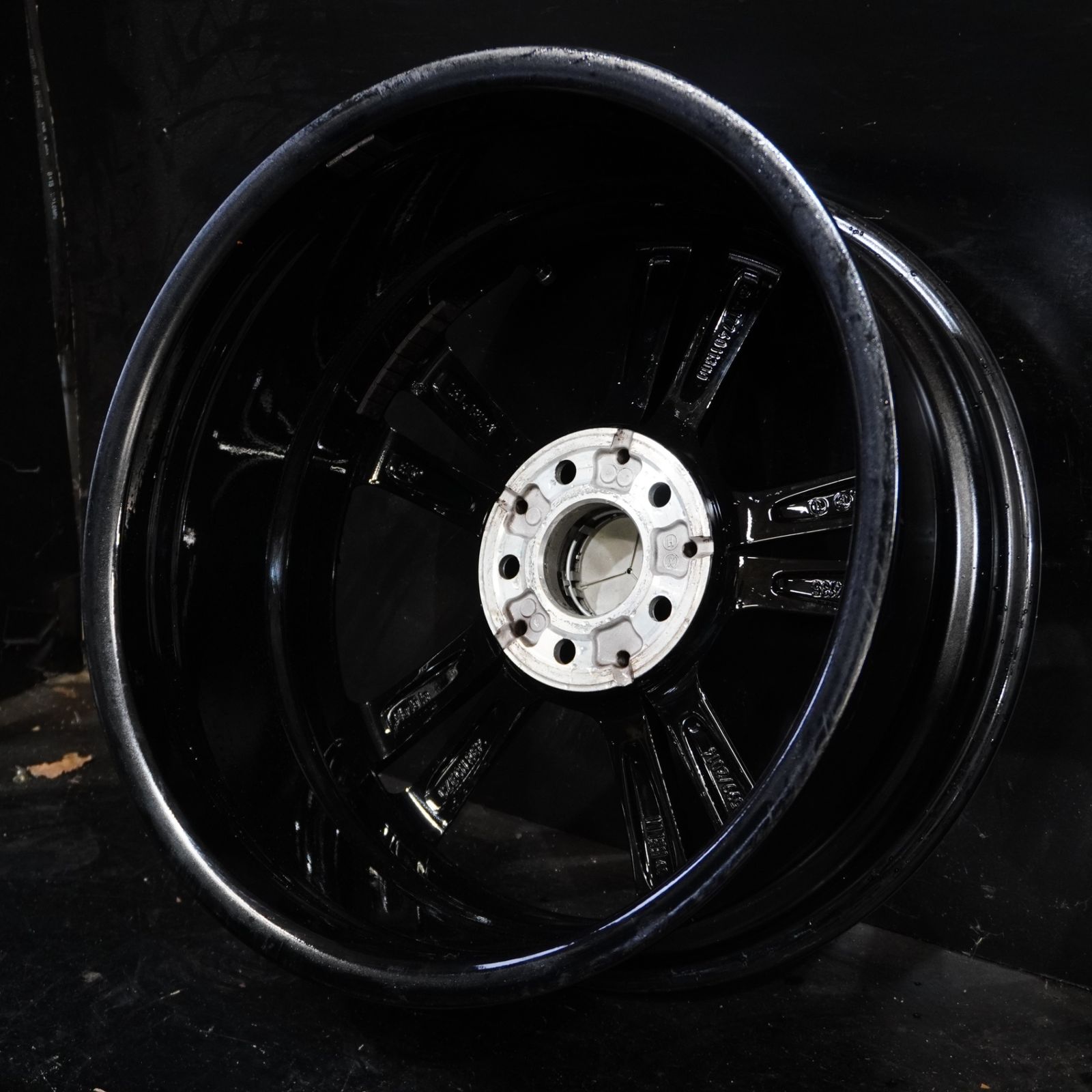  ベンツ Aクラス CLAクラス 18 7 5 J 49 112 H 球面 4本 Bクラスにも 18インチ ホイール