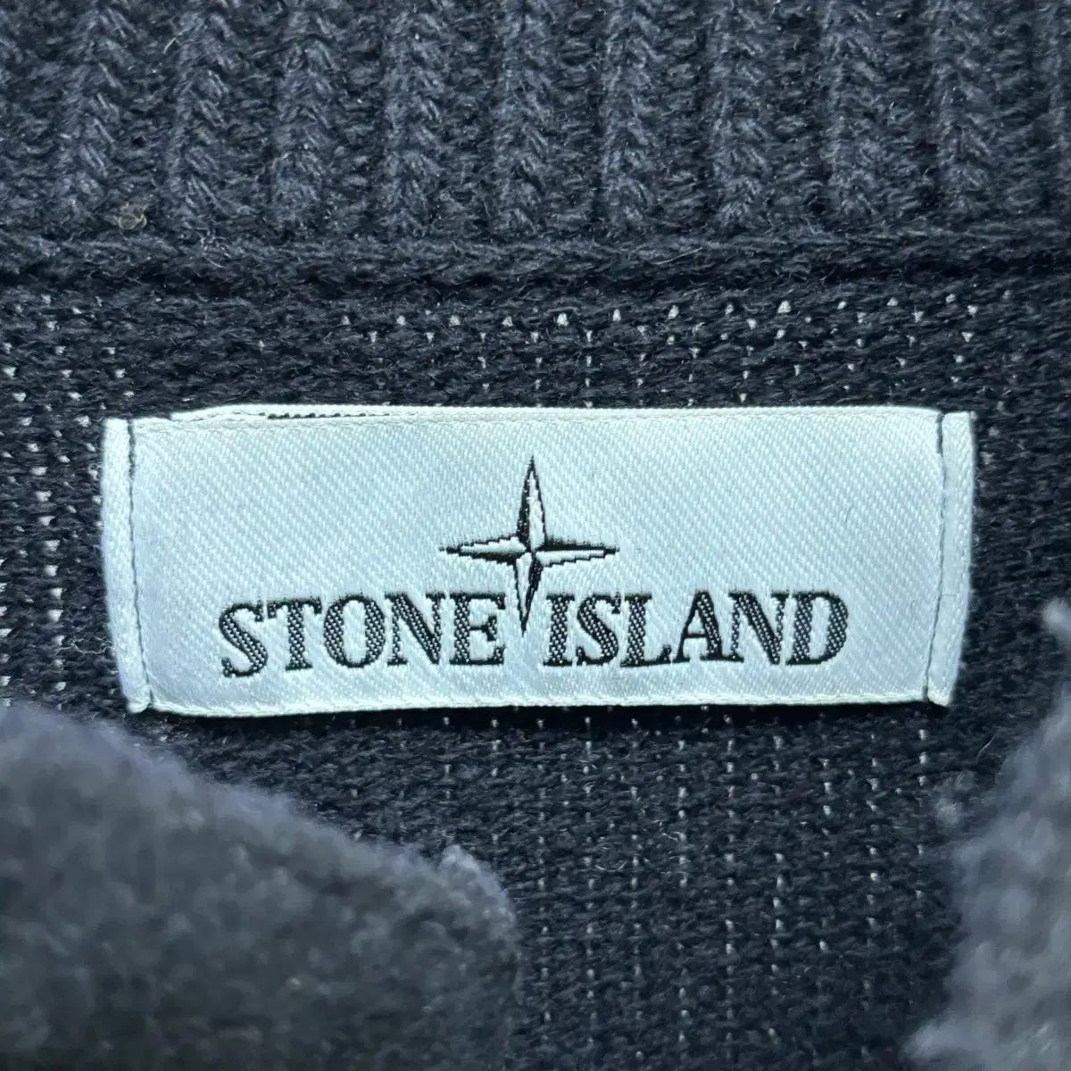 XL ストーンアイランド ボタンジップアップ ニットカーディガン