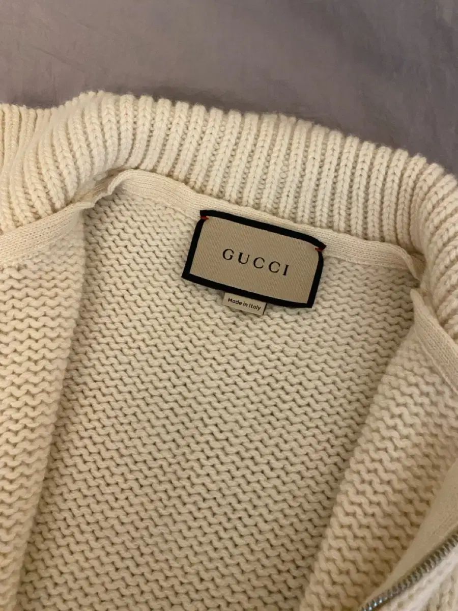 ⭐お値段交渉可⭐　グッチ　ジップアップ　カーディガン グッチ ジップアップ カーディガン - メルカリ