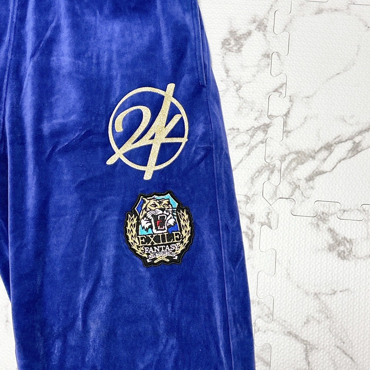 希少 EXILE 24カラーズ FANTASY 2010 ベロア セットアップ 希少 EXILE 24カラーズ FANTASY 2010 ベロア セットアップ - メルカリ