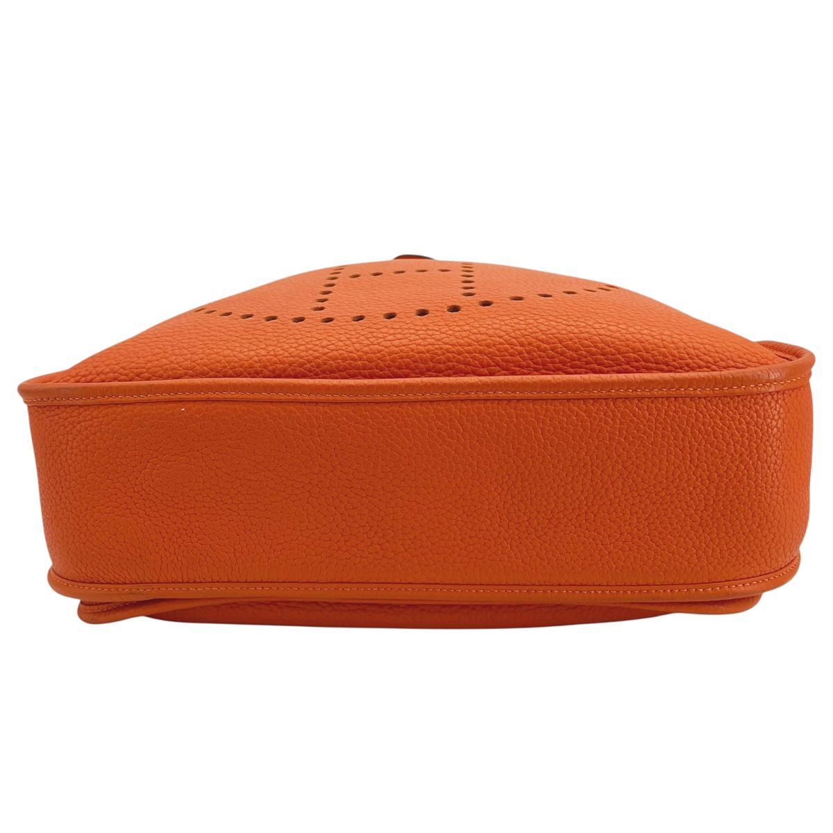 【中古】 HERMES エルメス エブリン3 GM  トリヨン オレンジ SV金具 ショルダーバッグ  レザー Hロゴ ▢R 2014年 メンズ レディース  25036462 HO 中古】 HERMES エルメス エブリン3 GM トリヨン オレンジ SV金具