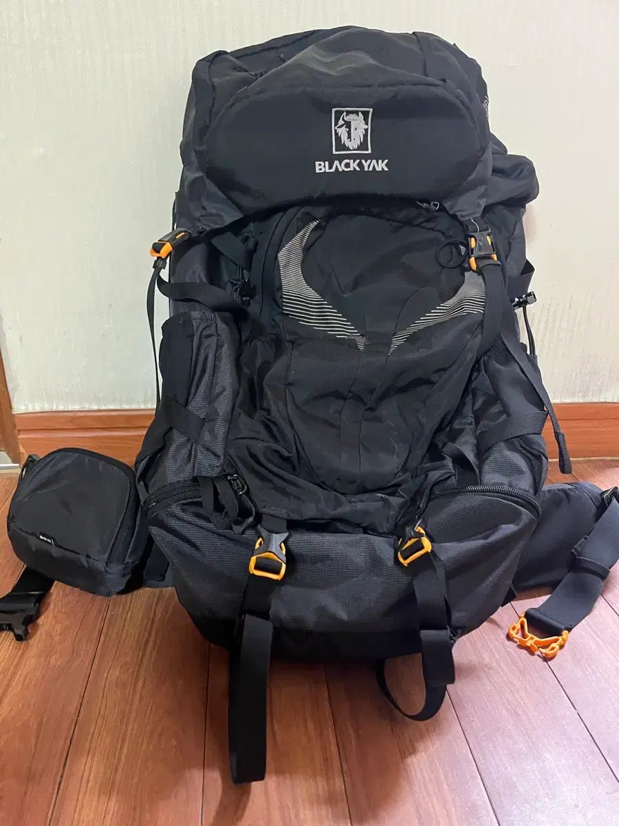 BLACK YAK ブラックヤク 登山 50 L モデル S バックパック リュックサック ブラック イエロー 黒 黄