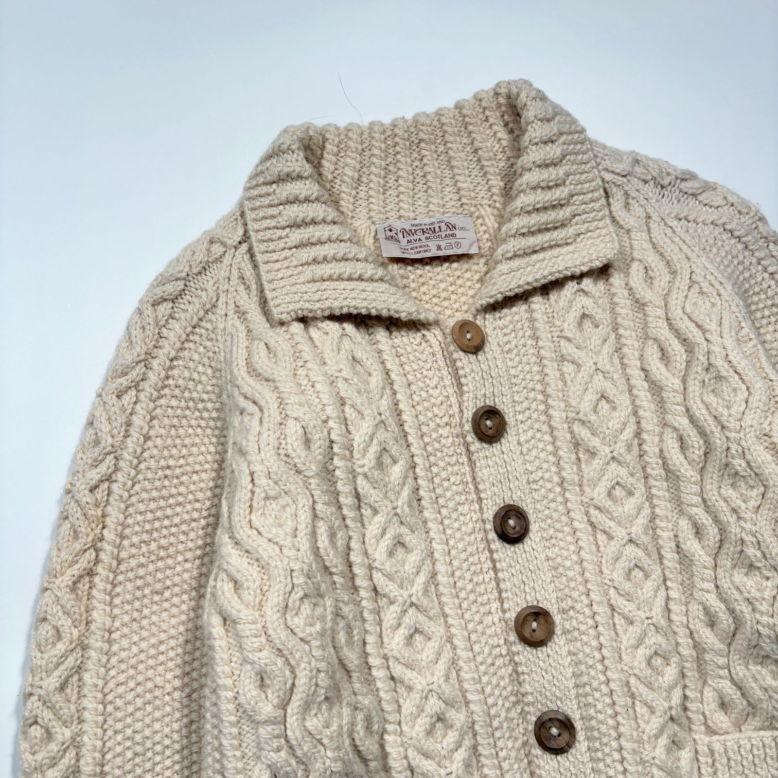 INVERALLAN インバーアラン 襟付き カーディガン 3Aニット ベージュ