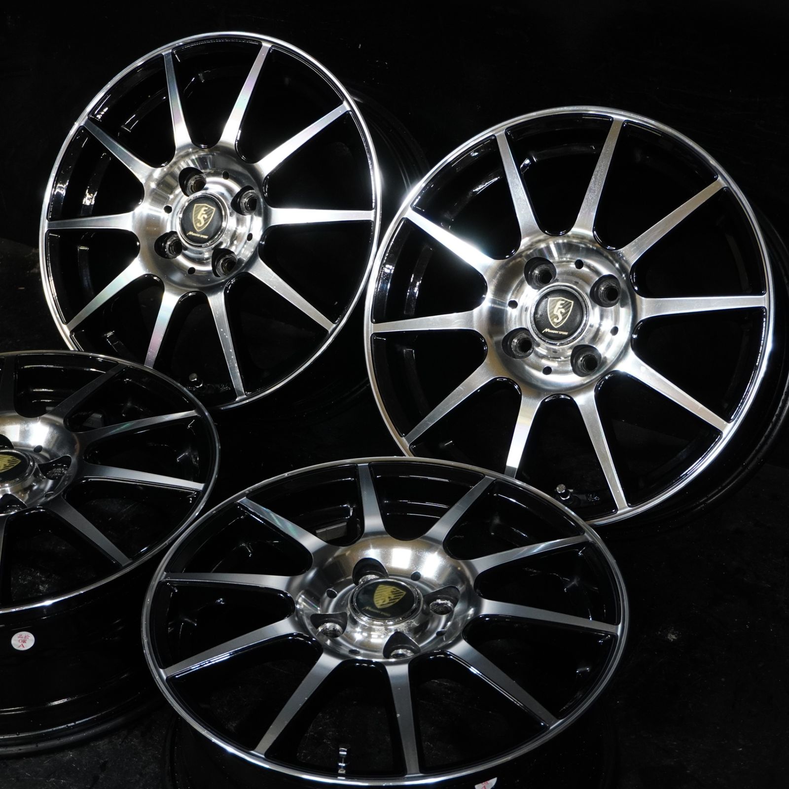 マルカ ユーロスピード 15 6 J 52 100 4 H 4本 フィット シャトル グレイス モビリオ等