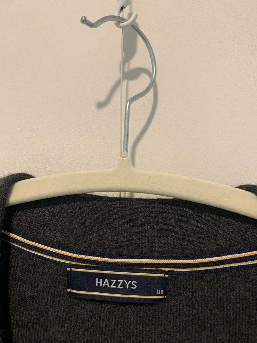 110 メンズ ヘジス ウール カーディガン