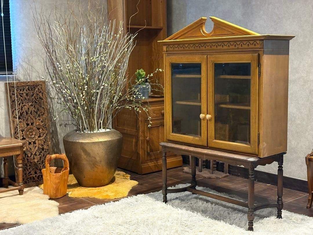 古家具ビンテージ品◾️karimoku カリモク 木製棚 飾り棚 ディスプレイ台 karimoku カリモク 食器棚 ディスプレイ ガラスケース レトロ IZ