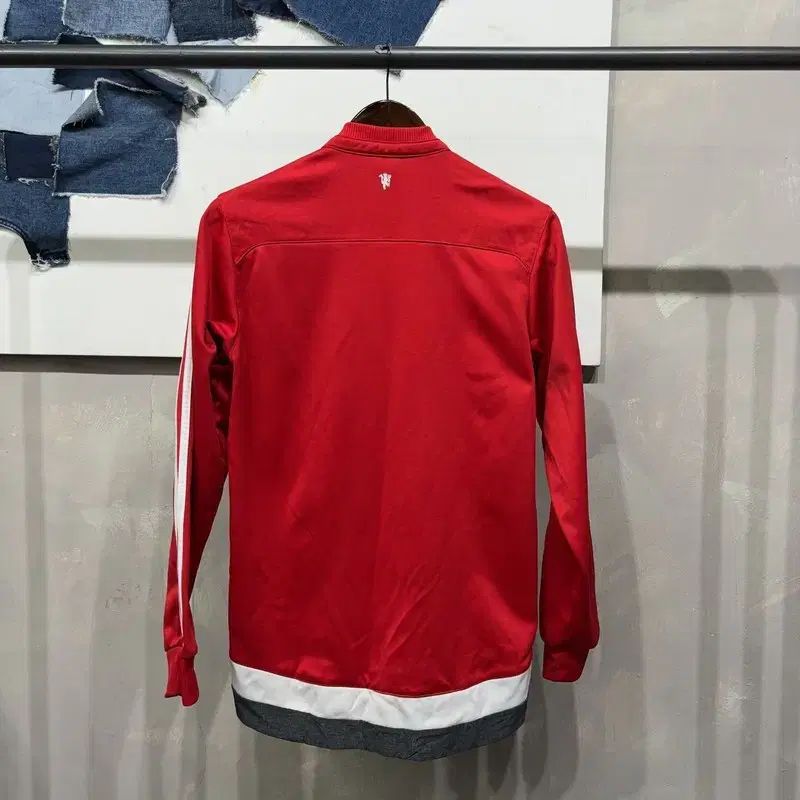 95) アディダス マンチェスターユナイテッド サッカー ジャージ ジップ